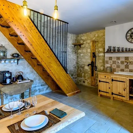 Holiday home La Grange Des Richebourgs *